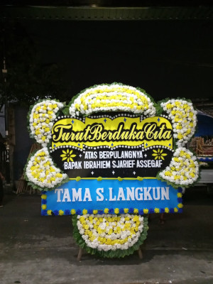 Papan Bunga Duka di Wajageseng